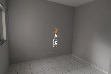 Casa &agrave; venda - 120m&sup2; - Jardim Veneza
