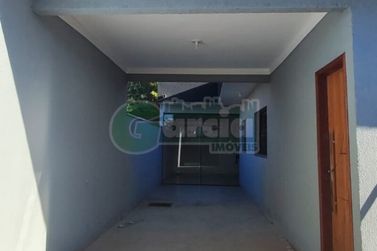 Casa &agrave; venda - 130m&sup2; - Jardim Aeroporto II