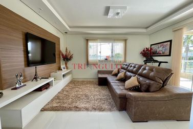 Sobrado &agrave; venda - 338m&sup2; - ZONA I