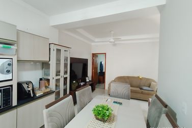 Casa &agrave; venda - 107m&sup2; - Zona V