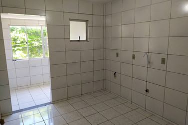 Apartamento para alugar - 95m&sup2; - ZONA III