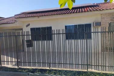 Casa &agrave; venda - 183m&sup2; - Jardim Tropical