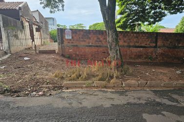 Terreno &agrave; venda - 360m&sup2; - JARDIM PANORAMA