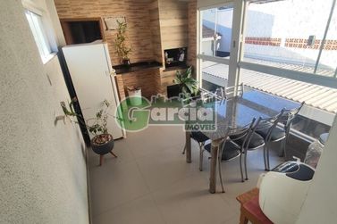 Apartamento &agrave; venda - 196m&sup2; - Zona VII
