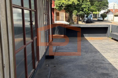 Casa para alugar - 180m&sup2; - Zona II