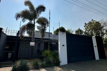 Casa &agrave; venda - 297m&sup2; - Rua Saldanha da Gama