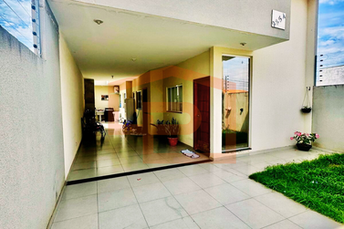 Casa &agrave; venda - 236m&sup2; - Parque Presidente
