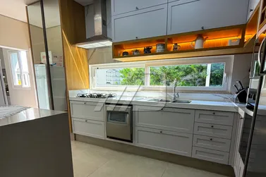 Casa &agrave; venda - 256m&sup2; - Mont Blanc Residence