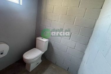 Sal&atilde;o Comercial para alugar - 260m&sup2; - Zona I