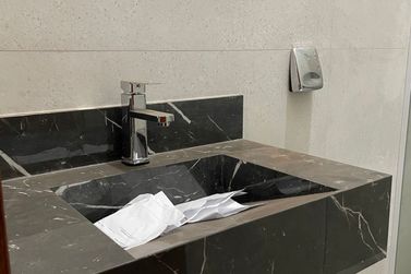 Casa &agrave; venda - 160m&sup2; - Jardim Cima