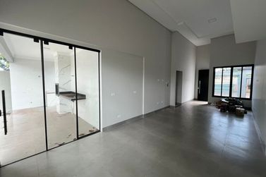 Casa &agrave; venda - 200m&sup2; - 