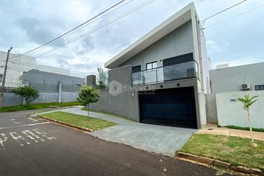 Casa &agrave; venda - 130m&sup2; - Jardim Santa Clara