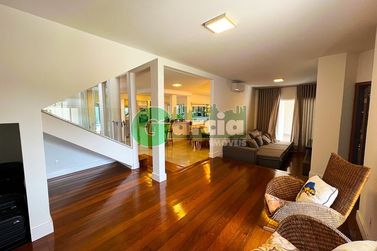 Casa &agrave; venda - 400m&sup2; - Zona II