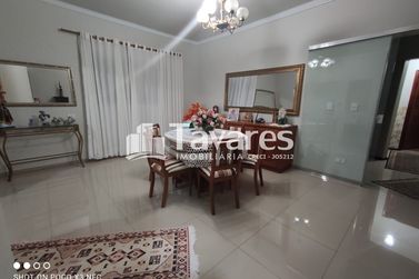 Casa &agrave; venda - 300m&sup2; - Zona II