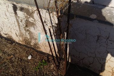 Terreno &agrave; venda - 216m&sup2; - Jardim Colibri