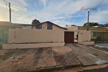 Casa &agrave; venda - 156m&sup2; - Jardim Petropolis