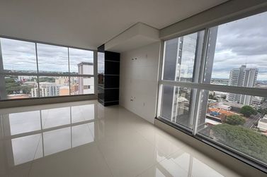 Apartamento &agrave; venda - 257m&sup2; - Zona II