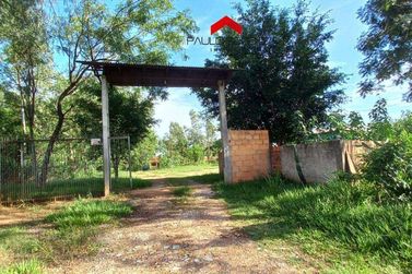 Ch&aacute;cara &agrave; venda - 20m&sup2; - Jardim Universit&aacute;rio