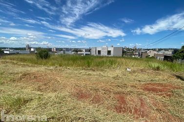 Terreno &agrave; venda - 487m&sup2; - Parque Residencial Interlagos