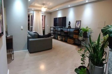 Apartamento &agrave; venda - 51m&sup2; - Zona III