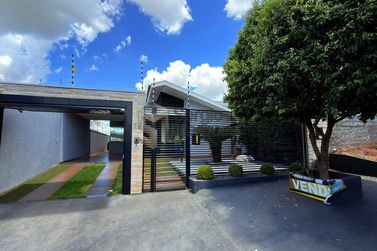 Casa &agrave; venda - 324m&sup2; - Jardim Campo Belo