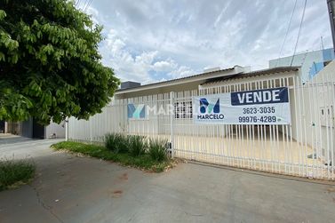 Casa &agrave; venda - 131m&sup2; - Jardim Primavera