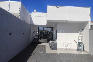 Casa &agrave; venda - 144m&sup2; - Jardim Castelo Branco