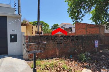 Terreno &agrave; venda - 360m&sup2; - Parque Danielle