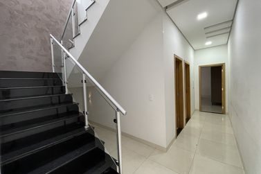 Casa para alugar - 252m&sup2; - ZONA VII