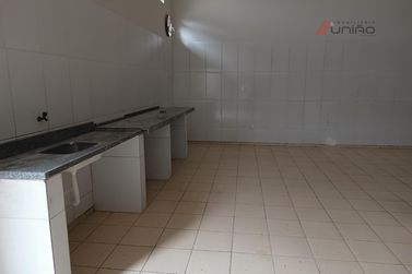 Sal&atilde;o Comercial para alugar - 87m&sup2; - Jardim Iguacu