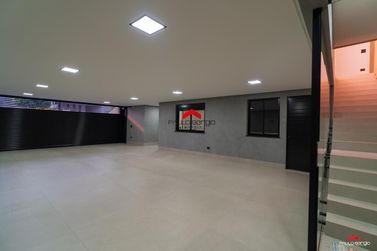 Casa &agrave; venda - 432m&sup2; - Euro Park Residence