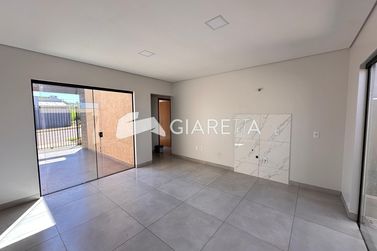 Casa &agrave; venda - 49m&sup2; - JARDIM PINHEIRINHO