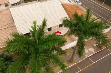 Sobrado &agrave; venda - 316m&sup2; - Zona II