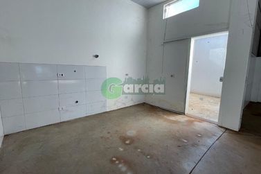 Sal&atilde;o Comercial para alugar - 253m&sup2; - Parque das Laranjeiras