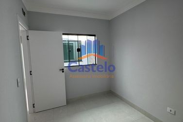 Casa &agrave; venda - 97m&sup2; - JARDIM PORTUGU&Ecirc;S