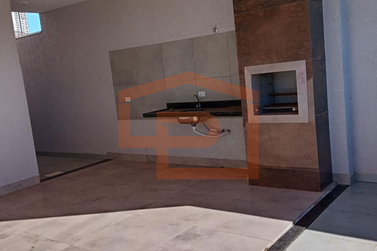Casa &agrave; venda - 132m&sup2; - Jardim Azal&eacute;ia
