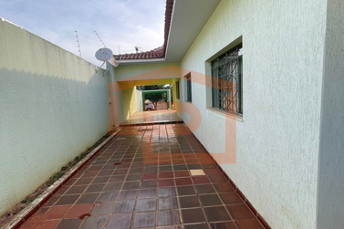 Casa &agrave; venda - 185m&sup2; - Jardim Indai&aacute;