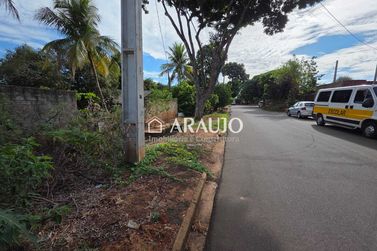 Terreno &agrave; venda - 547m&sup2; - PRA&Ccedil;A TIRADENTES