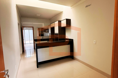 Casa &agrave; venda - 121m&sup2; - Jardim Caravelle