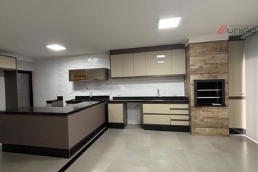 Casa para alugar - 143m&sup2; - Zona V