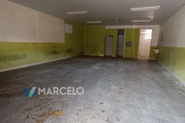 Sal&atilde;o Comercial &agrave; venda - 527m&sup2; - Zona I
