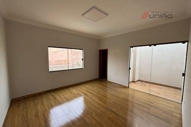 Casa para alugar - 380m&sup2; - Jardim Imigrantes II