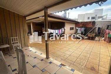 Casa &agrave; venda - 180m&sup2; - Zona II
