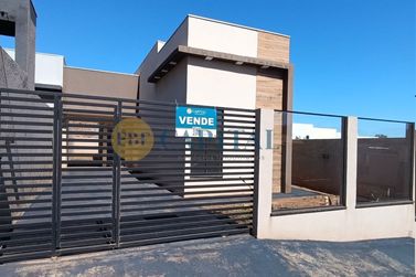 Casa &agrave; venda - 60m&sup2; - Cristo Rei