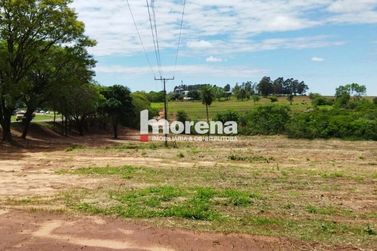 Ch&aacute;cara &agrave; venda - 2400m&sup2; - Centro