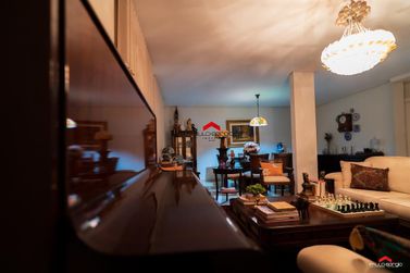 Sobrado &agrave; venda - 316m&sup2; - Zona II