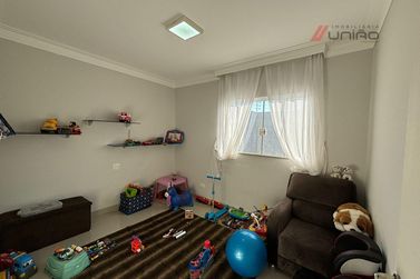 Casa &agrave; venda - 216m&sup2; - Jardim Vit&oacute;ria R&eacute;gia