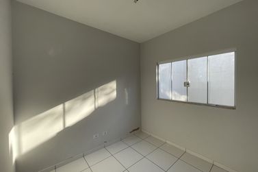 Casa para alugar - JARDIM IPE