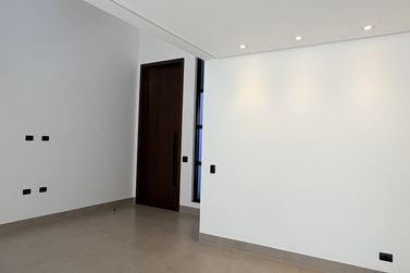 Sobrado &agrave; venda - 200m&sup2; - Jardim Colorado