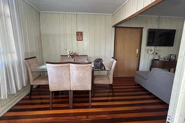 Casa &agrave; venda - 276m&sup2; - Jardim Para&iacute;so